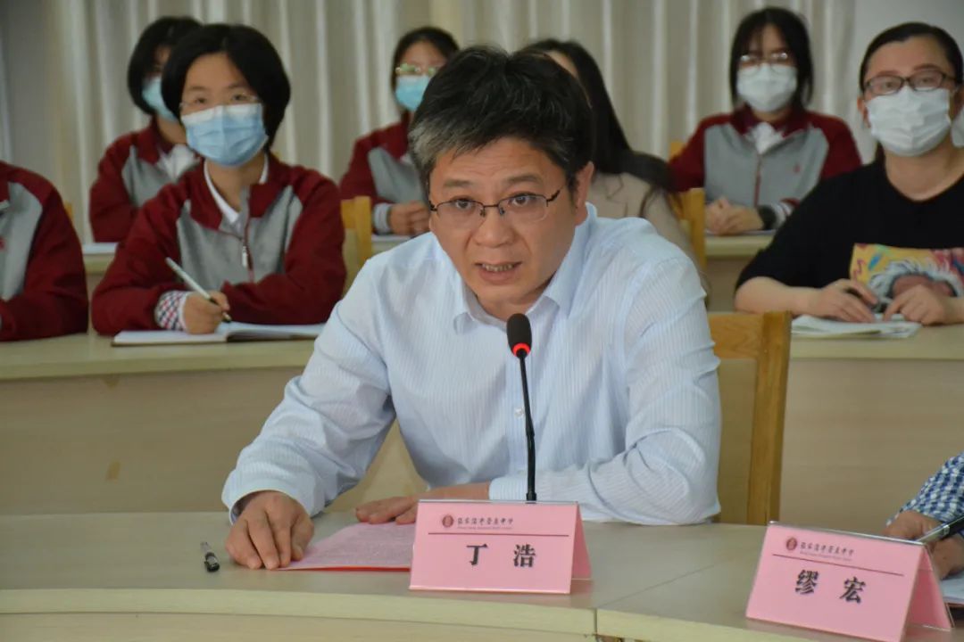 课程线上云交流姊妹谱新篇张家港市崇真中学香港荃湾官立中学2021年