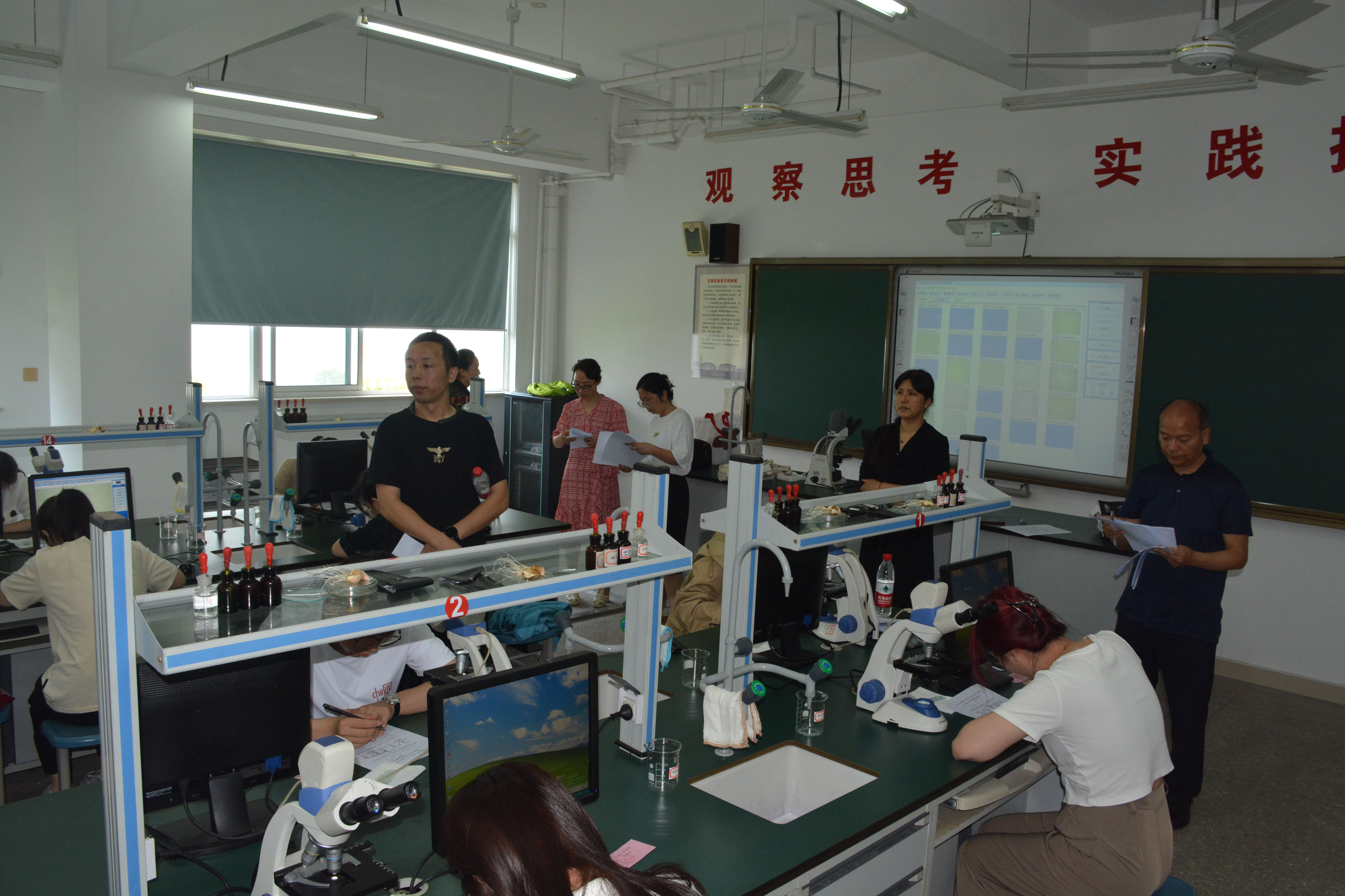 d953ceb753be41b4b55392e7a96bf2b1.jpg