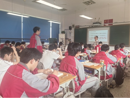 细品语言美　深析文章味——记陈燕芳老师的散文语言赏析公开课