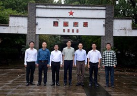 苏州市“卓越校长能力提升培养计划”高中一组导师学员走进崇真中学进行入校诊断活动